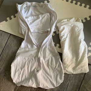 SNOO SACK AND SHEET. White. Large. Used.